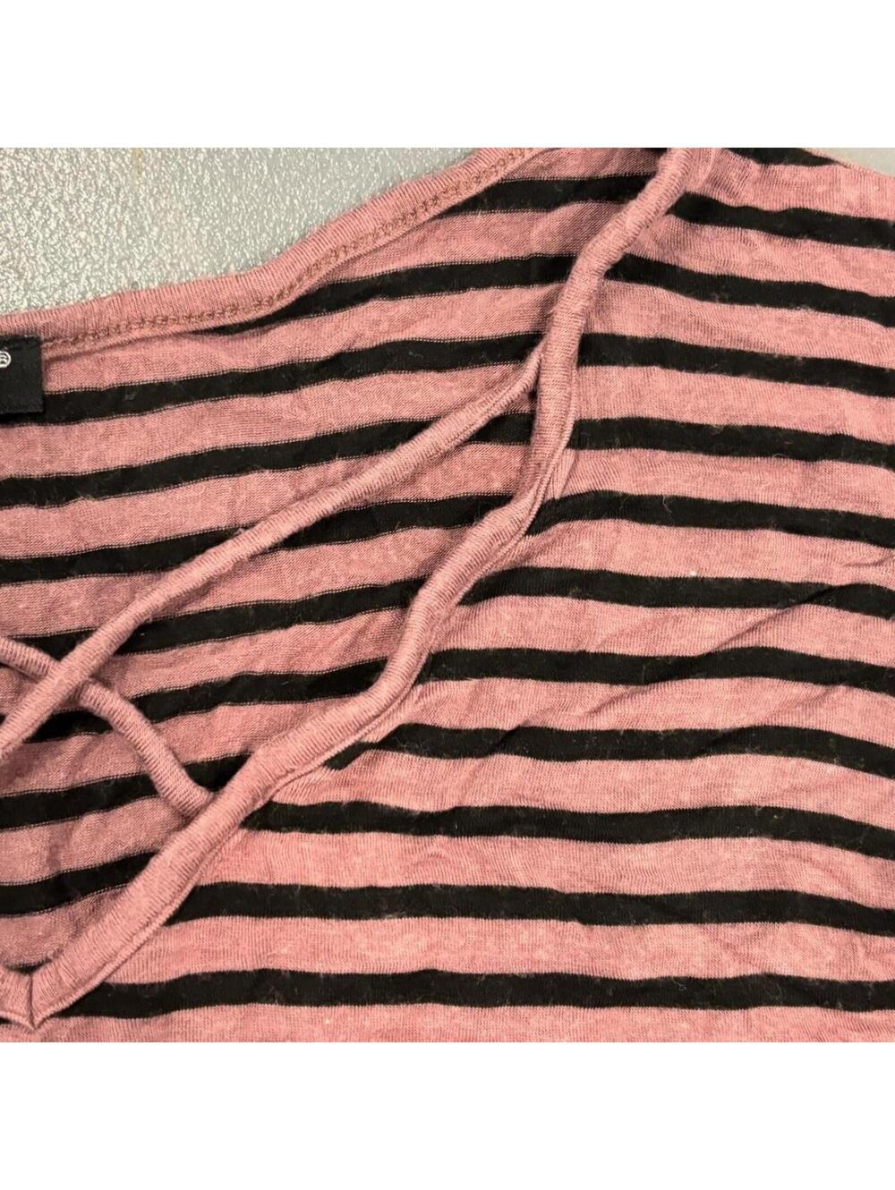 Women's Pink and Multi Crop-top - Picture 2 of 4